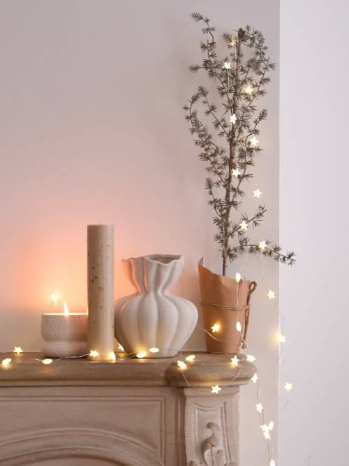 C’est parti pour la magie de Noël ✨ Sélection M vous dévoile sa collection exclusive de Noël sur l’eshop, pensée pour ceux qui aiment que leur intérieur raconte une histoire. Oubliez les cadeaux éphémères et choisissez une pièce maîtresse qui illuminera le quotidien de vos proches bien après les fêtes 🎄