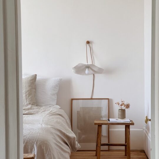 Suspension Luminaire "Fleur" en papier mâché small – Image 1