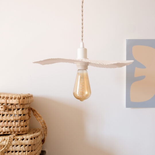 suspension fleur papier macher xs