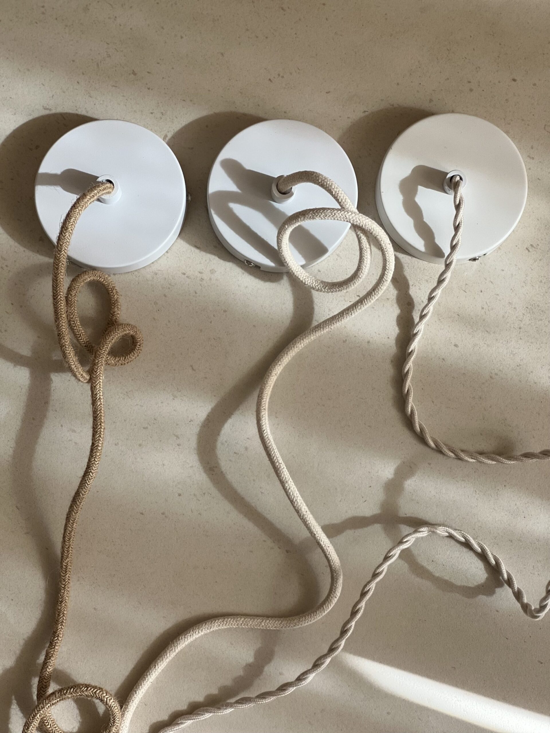 Plafonnier blanc naturel