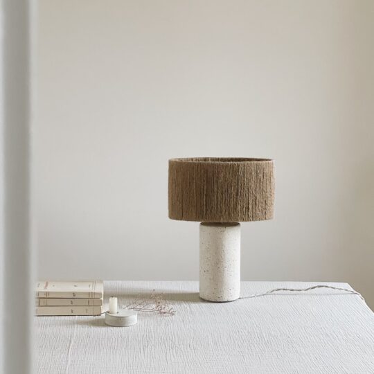 Lampe à poser béton