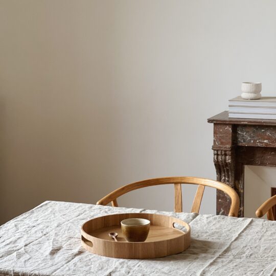 Plateau rond en bois – Image 1