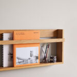 Porte magazines mural horizontale chêne blond