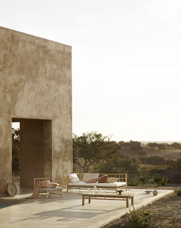 table basse de jardin bambou