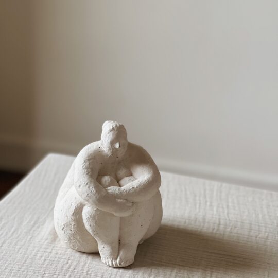 Statue "Yori" – Image 3