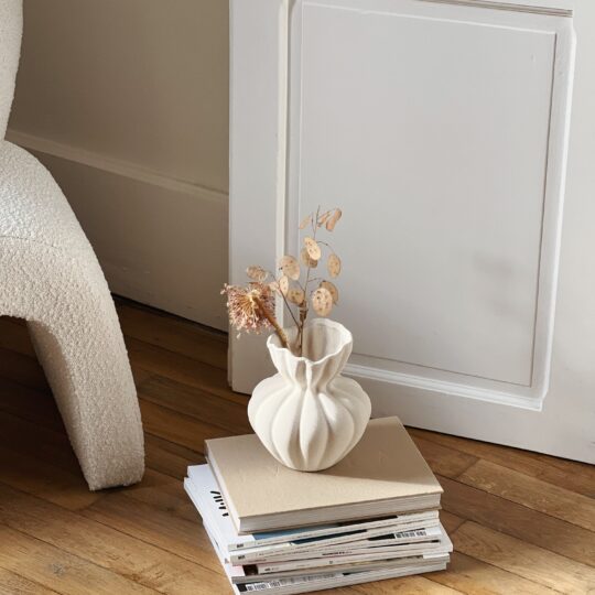 Vase collerette en ceramique blanc – Image 1