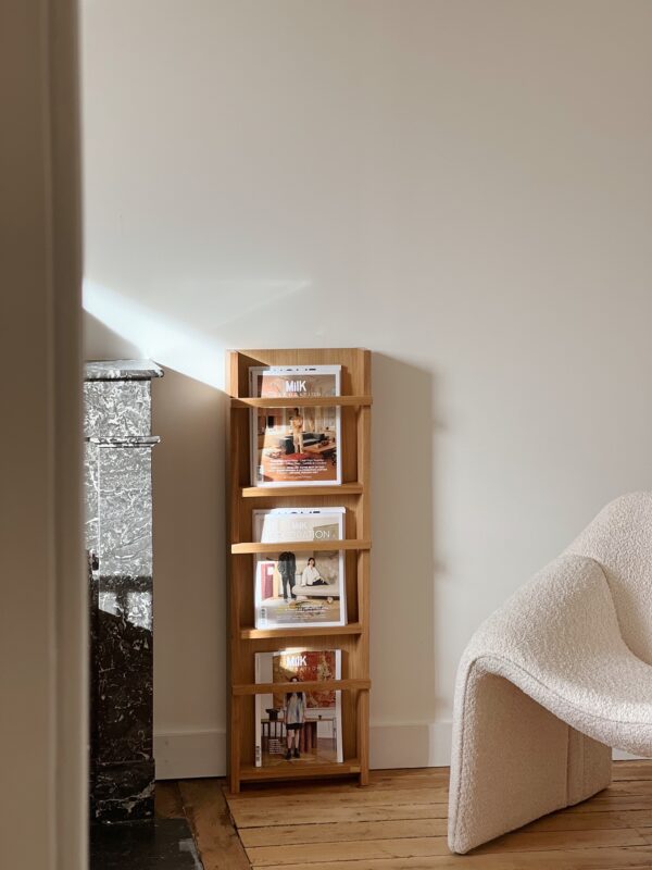 Porte magazines mural en bois