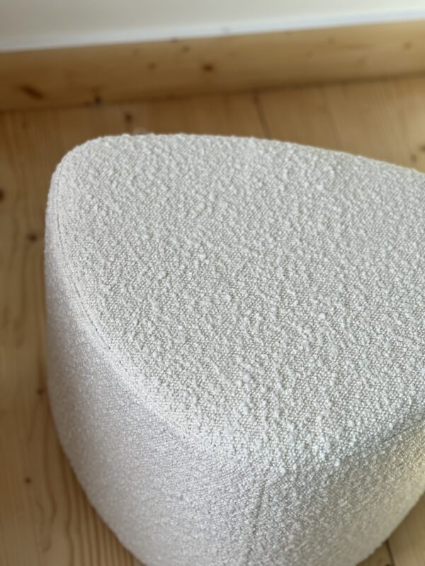pouf bouclette blanc