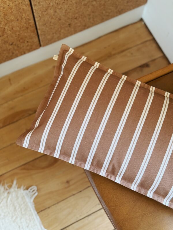 housse-de-coussin-lin-rayures Housse de coussin rayures corde/ noisette