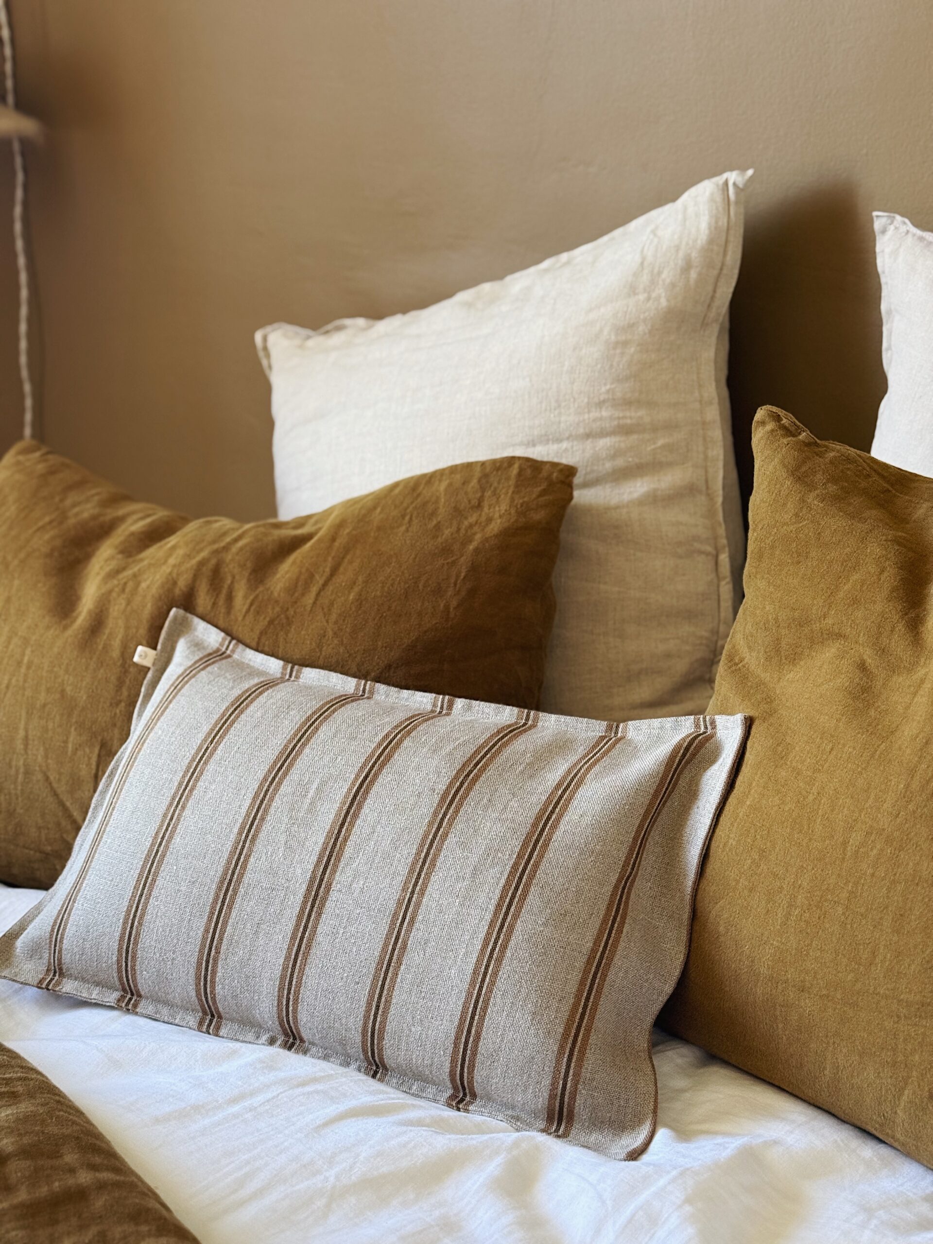 Housse de coussin rayures corde/ noisette – Image 7