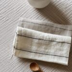 Serviette de table en lin lavé rayures