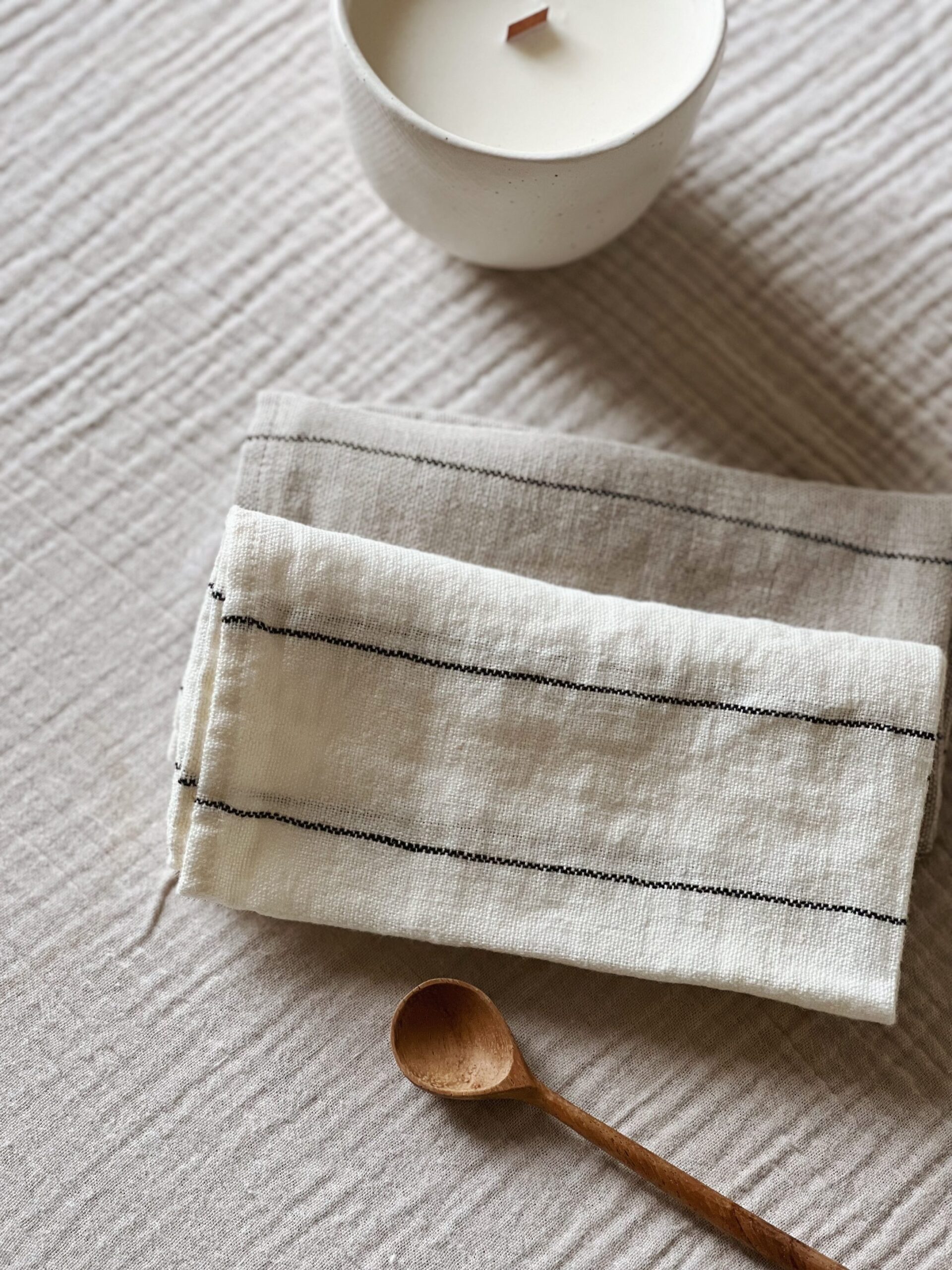 Serviette de table en lin lavé rayures