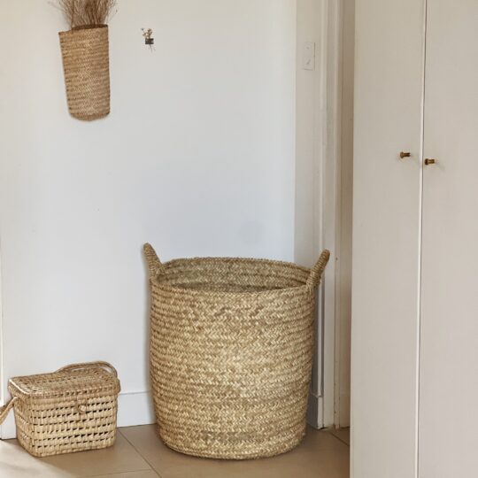 Grand panier de rangement en feuille de palmier