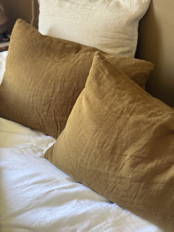 taies-oreiller-lin-gold Taies d'oreiller en lin lavé / coton - 5 couleurs