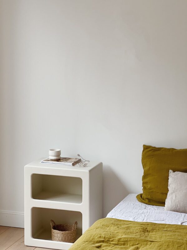 Chevet banc cassé enduit à la chaux effet béton ciré