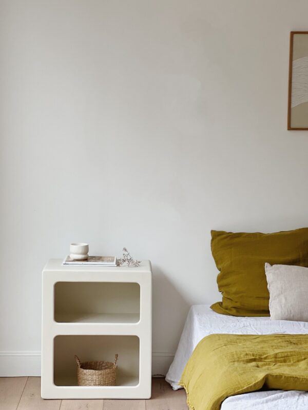 Chevet banc cassé enduit à la chaux