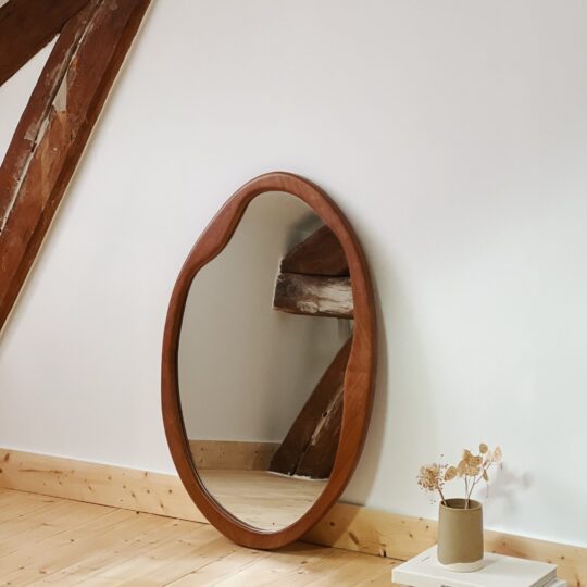 Miroir organique en bois