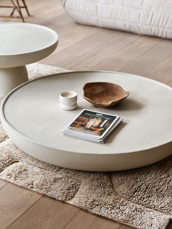 Tables basses en microciment