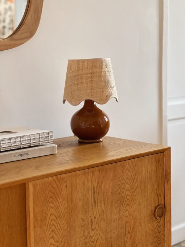 Lampe en céramique marron