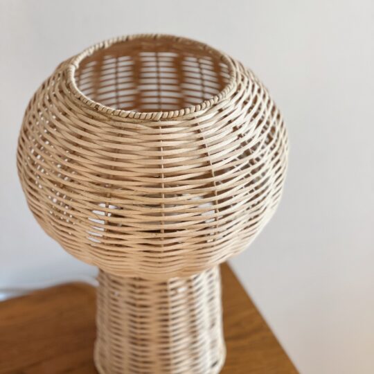 Lampe en rotin