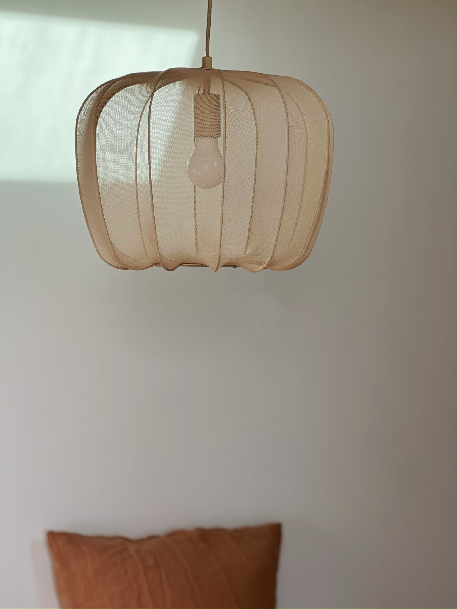 suspension luminaire design pour salon