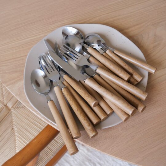 Coffrets couverts façon bois
