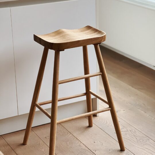 tabouret de bar en bois