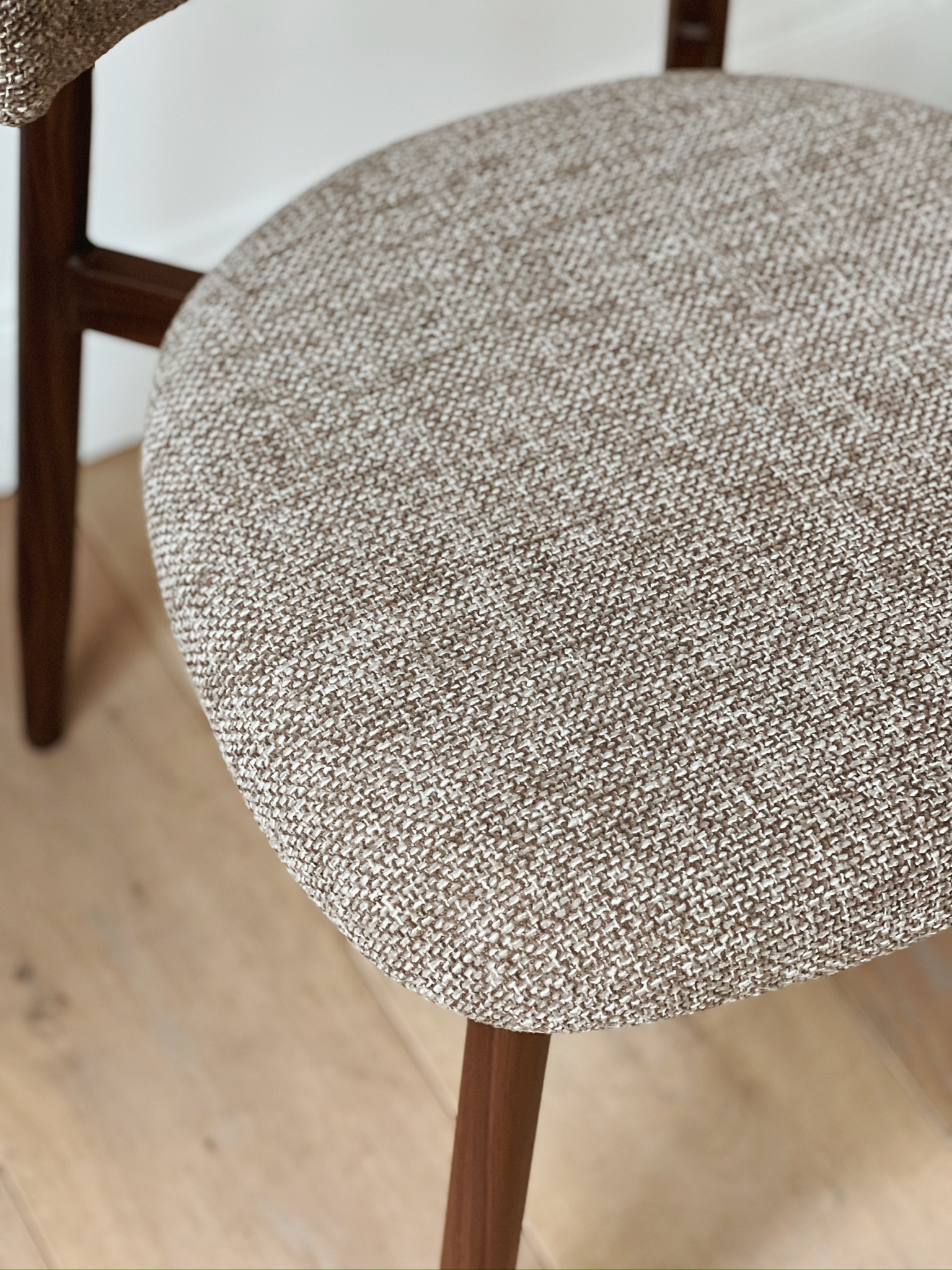 chaise scandinaves tissu
