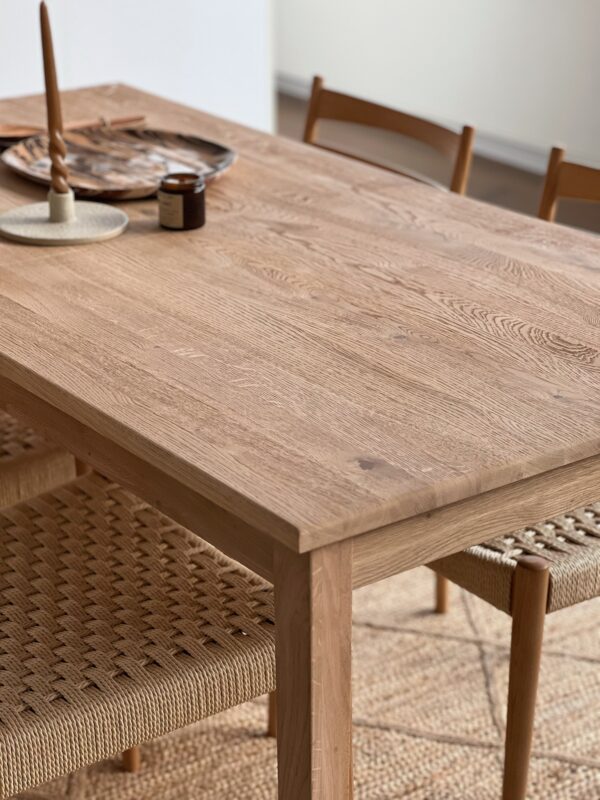 Table en chêne