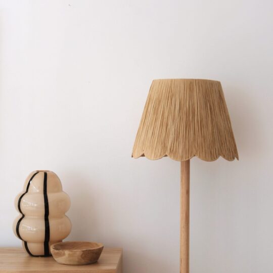 Lampe de sol bohème en bois