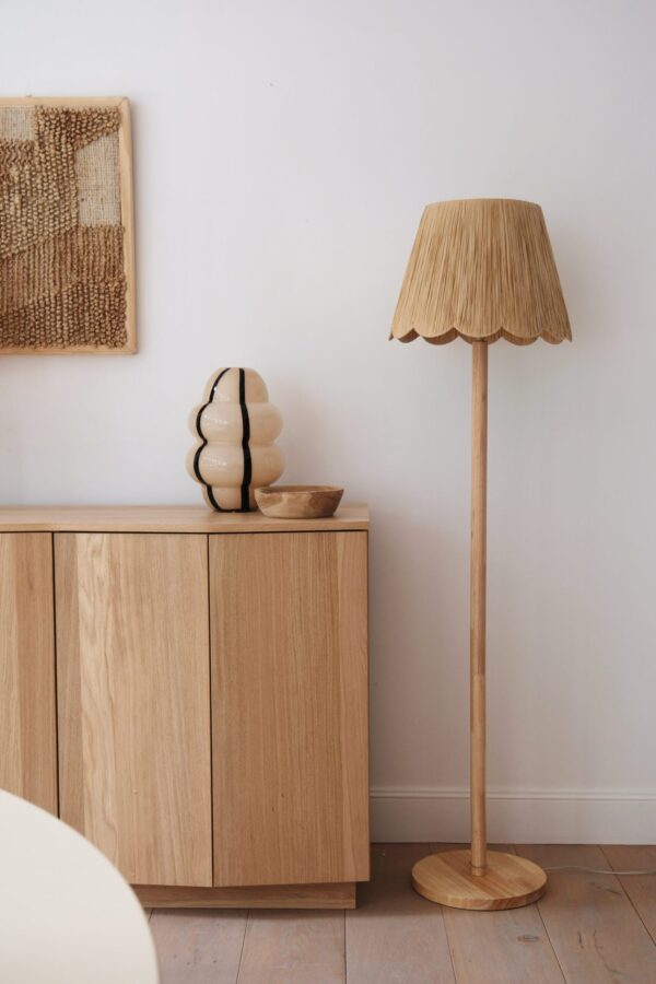 Lampadaire raphia et bois