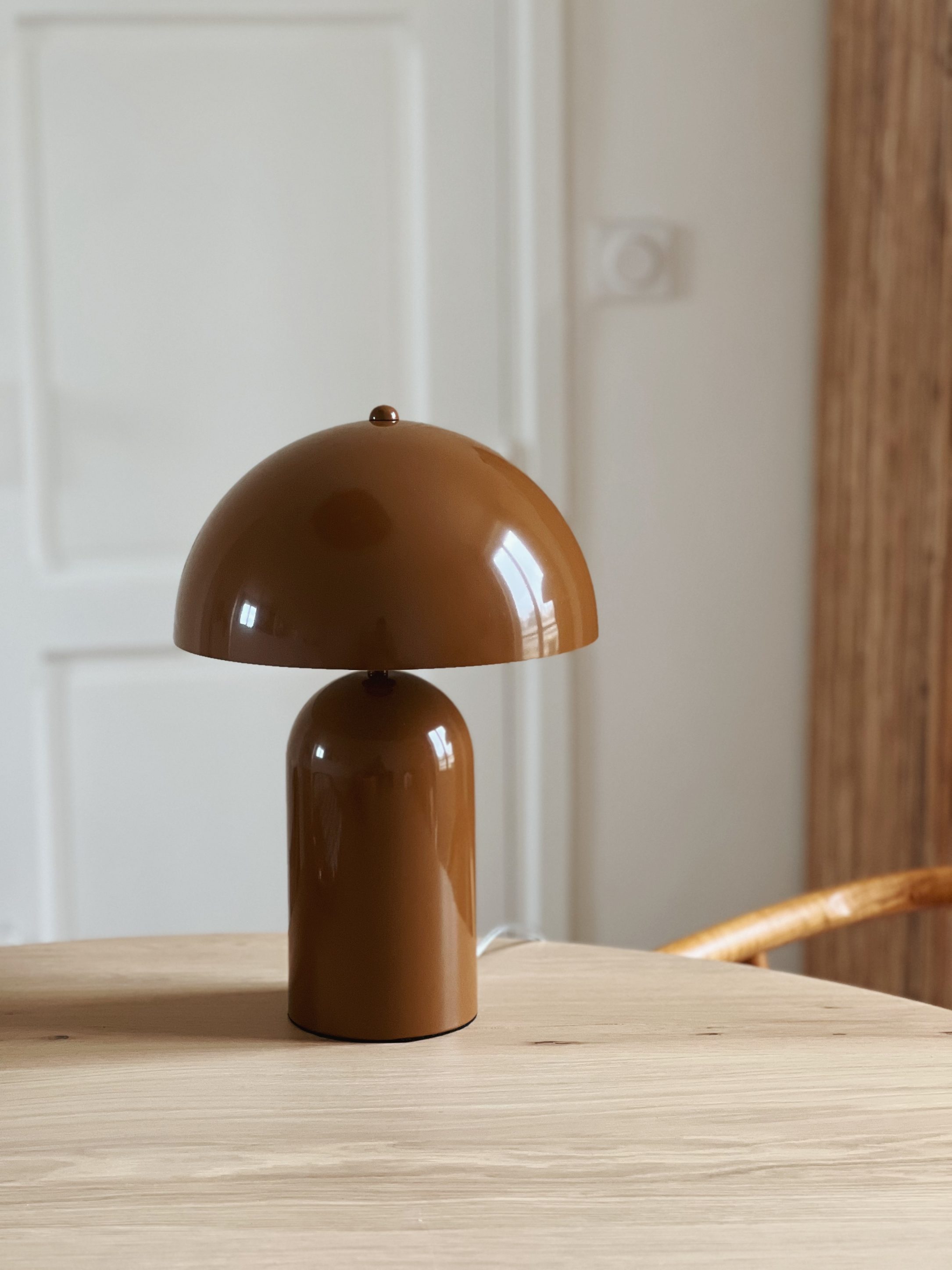 Lampe de chevet en métal