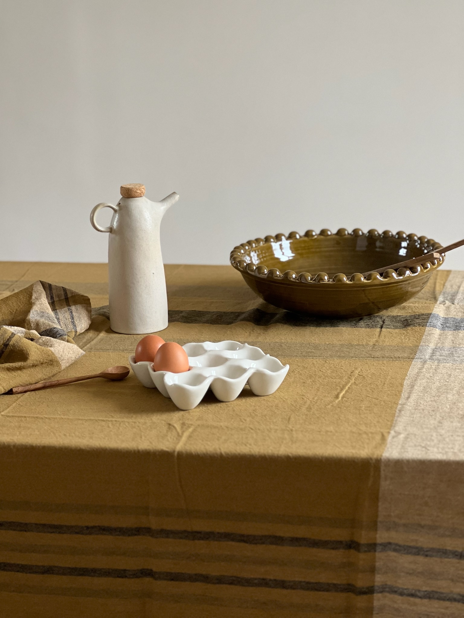 Boite à oeufs en céramique