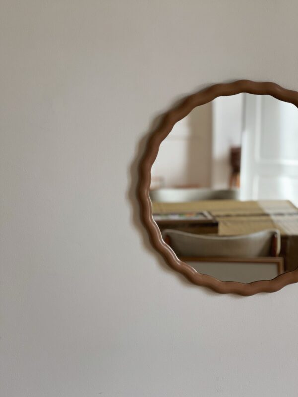 Miroir mural organique