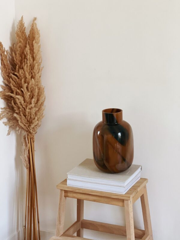 Vase en verre fumé