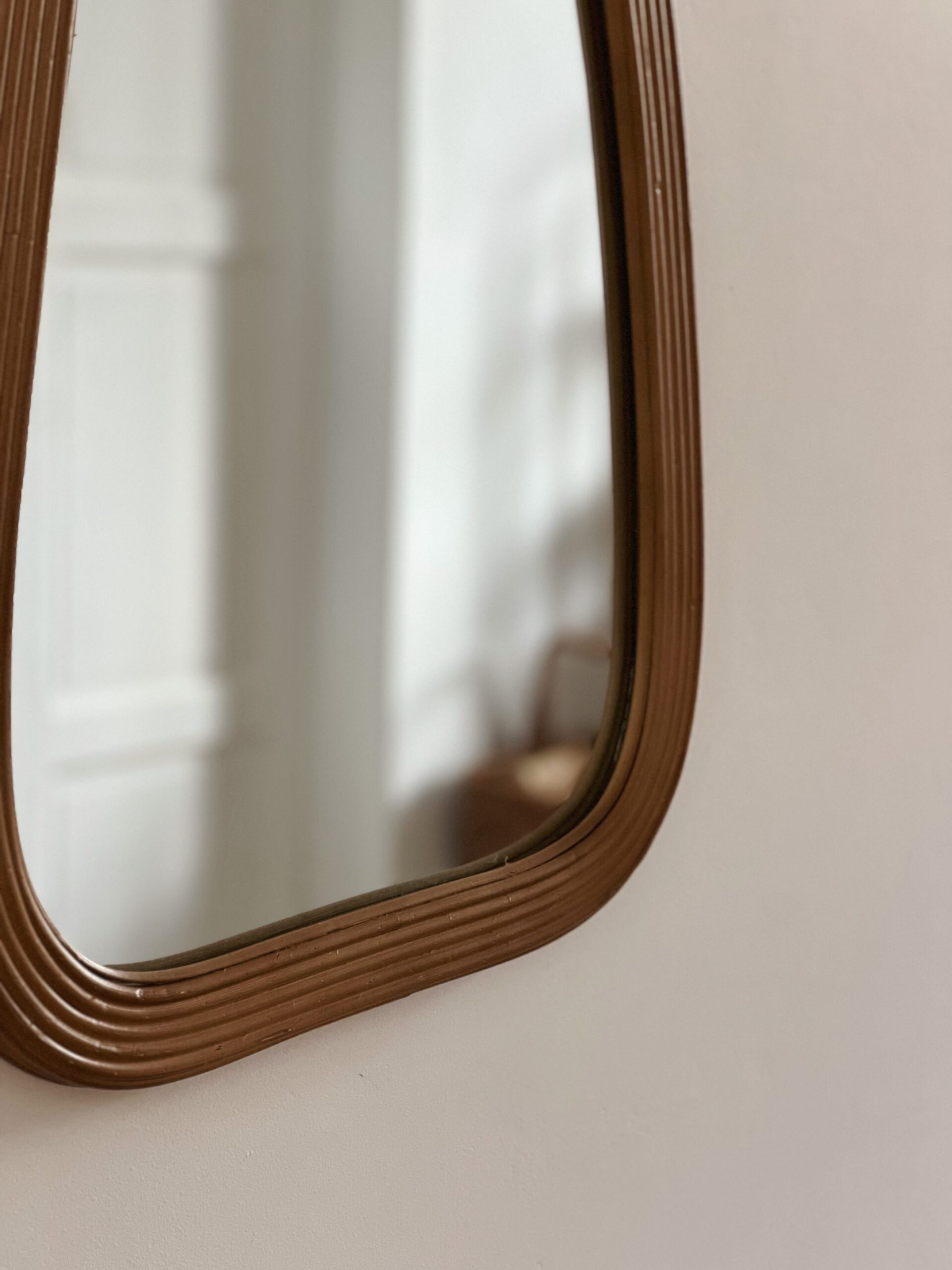 Miroir en rotin