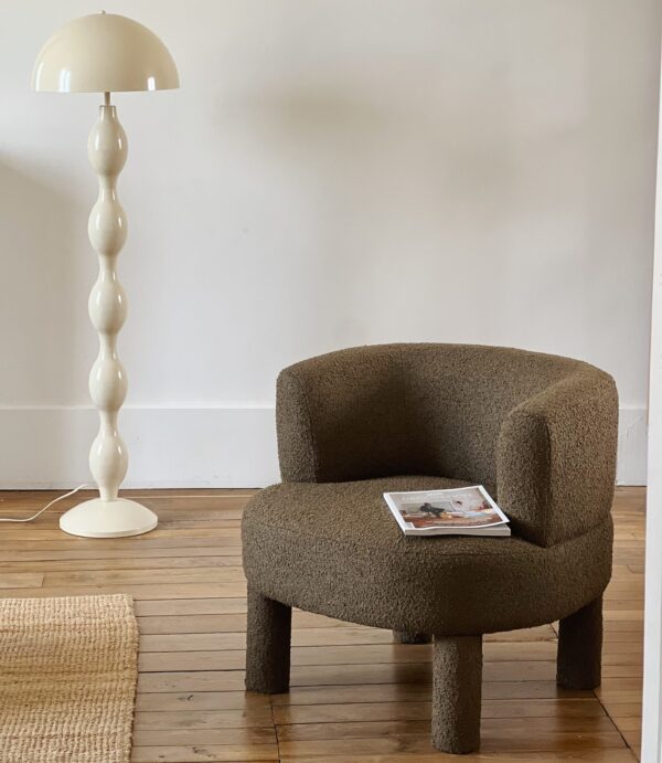 Fauteuil en tissu kaki