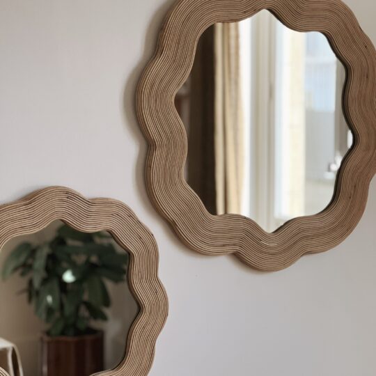 Miroir en rotin