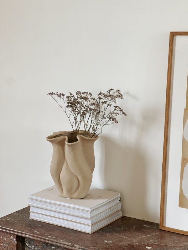 Vase en céramique beige