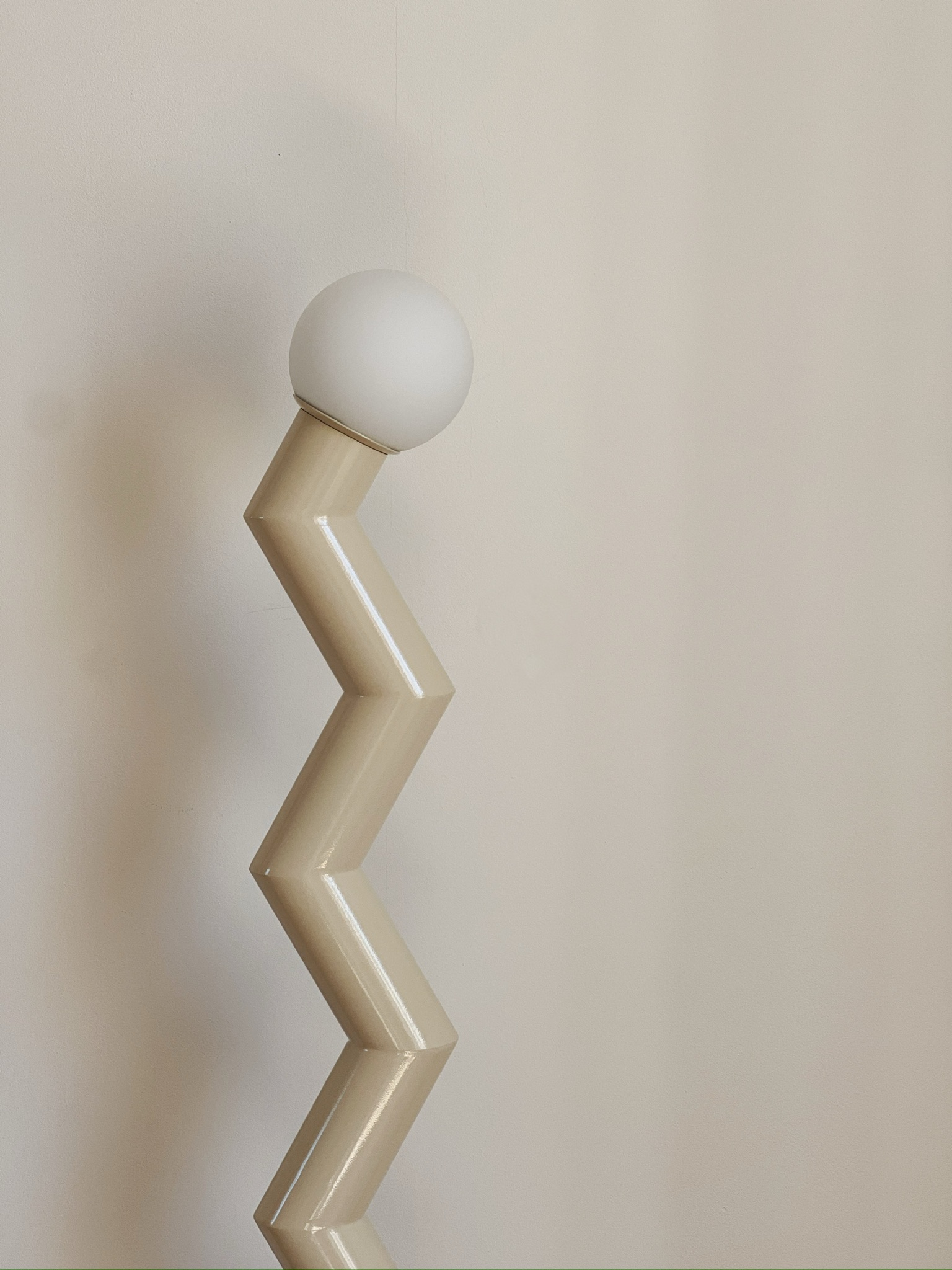 lampadaire métallique