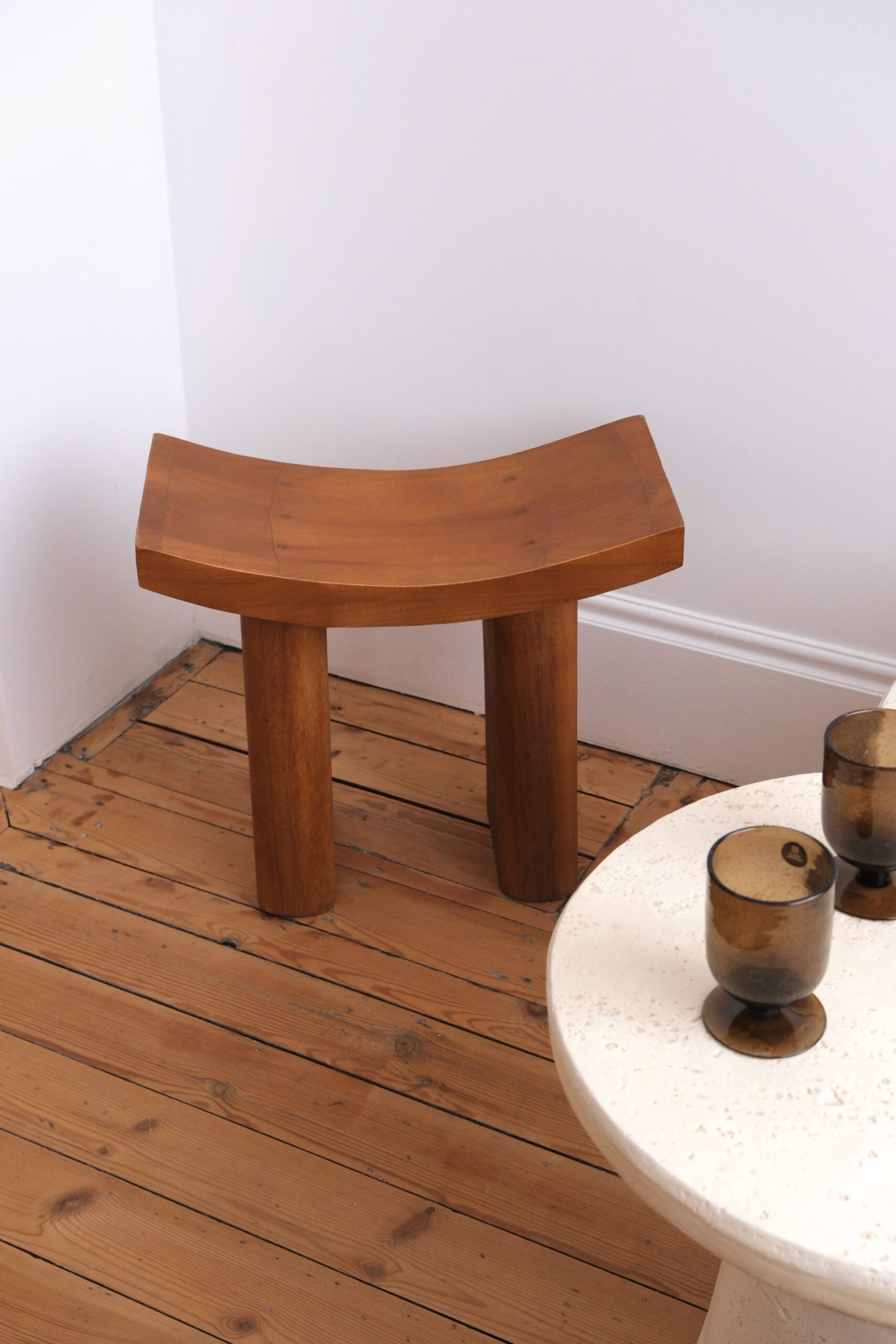 Tabouret japonais en bois