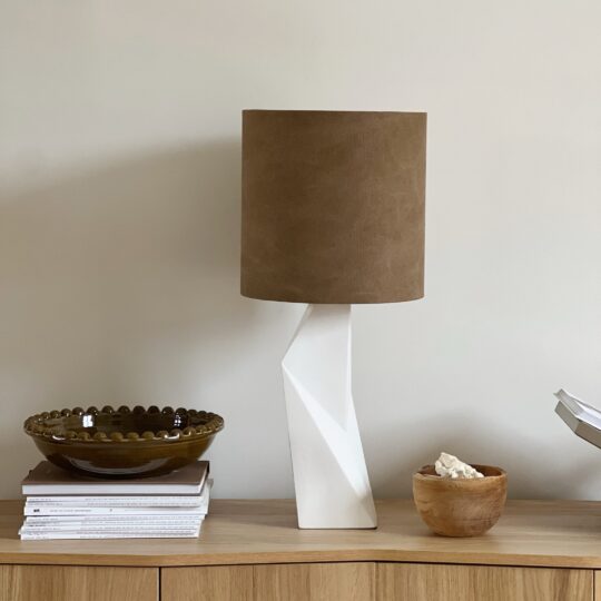 Lampe à poser en céramique Paros – Image 3