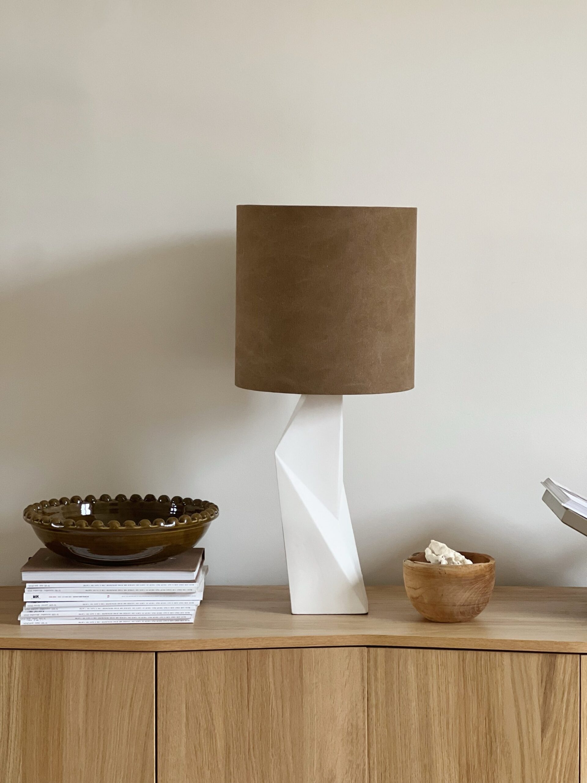 Lampe à poser en céramique Paros – Image 3