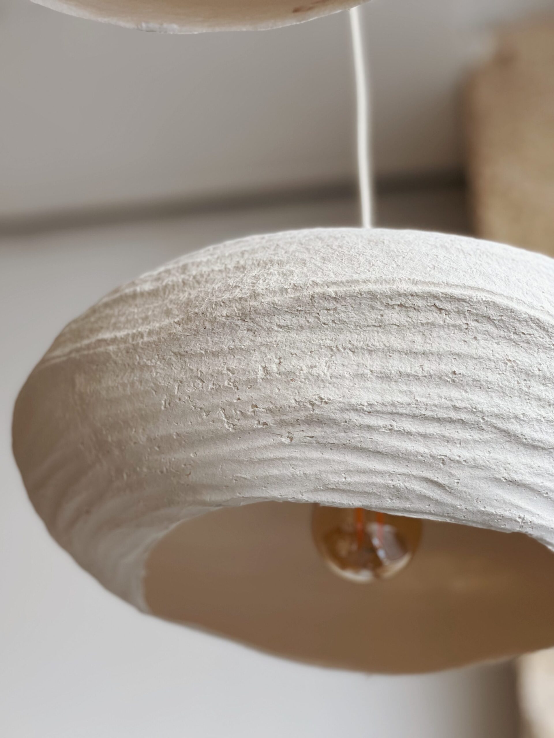 Suspension nuage en papier mâché – Image 4