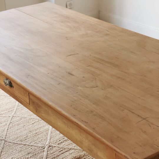 Table de ferme ancienne en bois massif – Image 3
