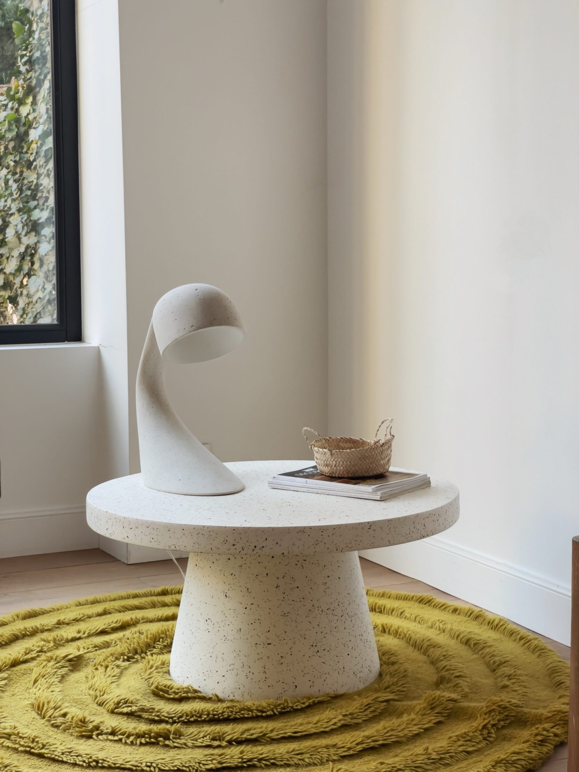 Table basse ronde en terrazzo – Image 2