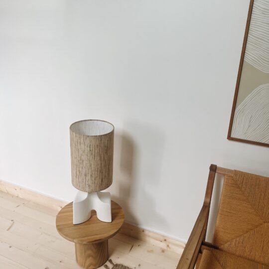 Lampe à poser en céramique Hika – Image 1