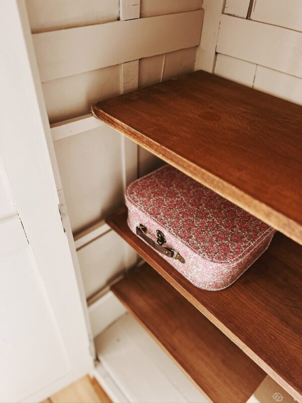 Armoire enfant vintage en bois