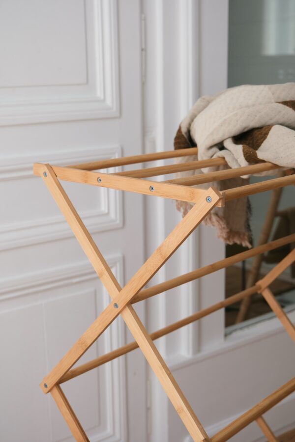 étendoir en bois pliable