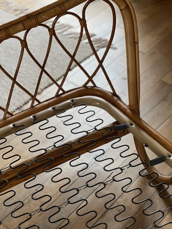 Lit en rotin vintage